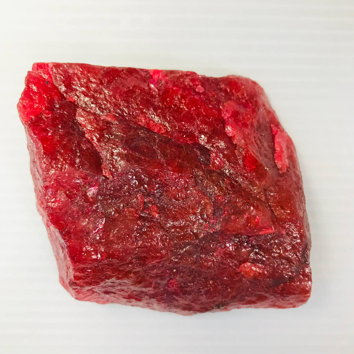 【大地のパワー絶大】天然ルビーコランダム 原石 873.95Ct Ruby 天然石 パワーストーン 鑑別書付き ソーティング Corundum 宝石 鑑賞石_画像1