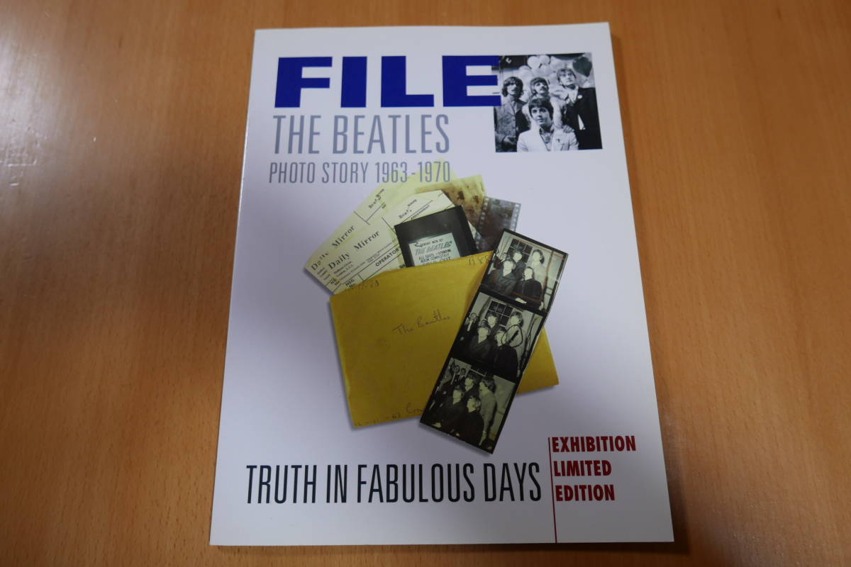 送料無料　THE BEATLES　ビートルズ展　１９６３−１９７０　プログラム　3２p　西武百貨店　池袋店　中古品_画像1