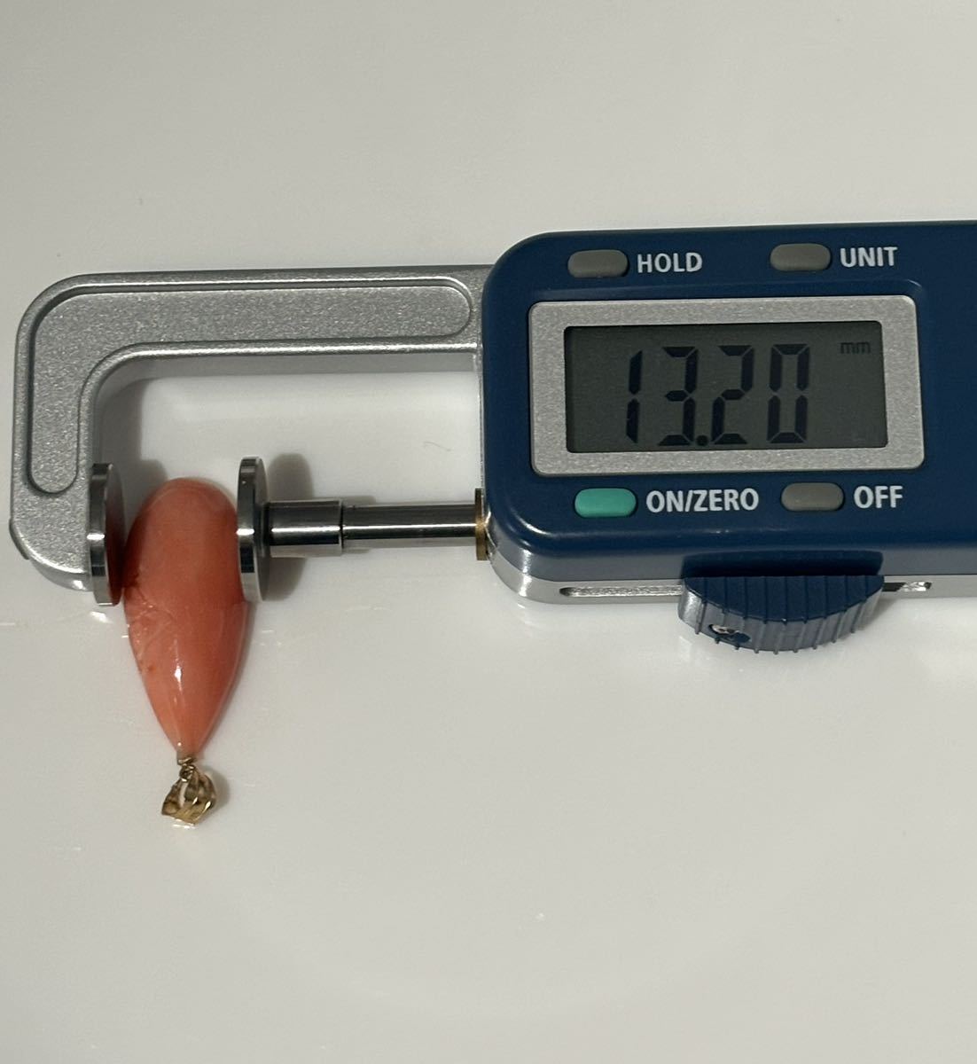 8500円 k18 天然本珊瑚 国産濃い桃珊瑚ペンダントトップ3.89g 無 8500円 k18 天然本珊瑚 国産濃い桃珊瑚ペンダントトップ3.89g 無