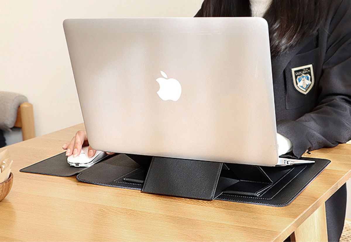 【新品未使用品】Apple 多機能 レザースリーブ ノートブック MacBook ライナーバッグ ブラック 