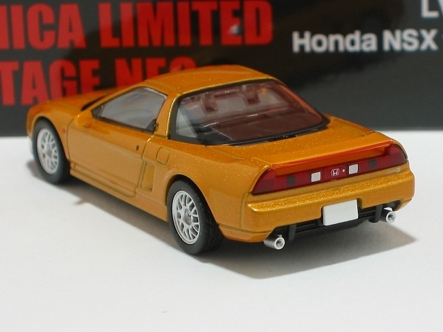 ホンダNSX TypeS-Zero 97年式（橙）LV-N228a【トミーテック社1/64ミニカー】【トミカの時】_画像2