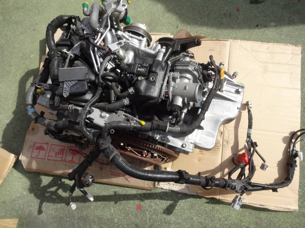 アトレーワゴン ハイゼット エンジン KF-DET S321G S331V 走行距離1.3万キロ ダイハツ engine KFDET ハイゼットトラック H29年 2017年 _画像1