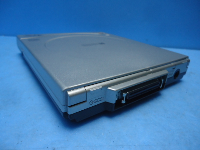 M038 RICOH SCSI connection Poe double CD-R/RW Drive MP8040SE