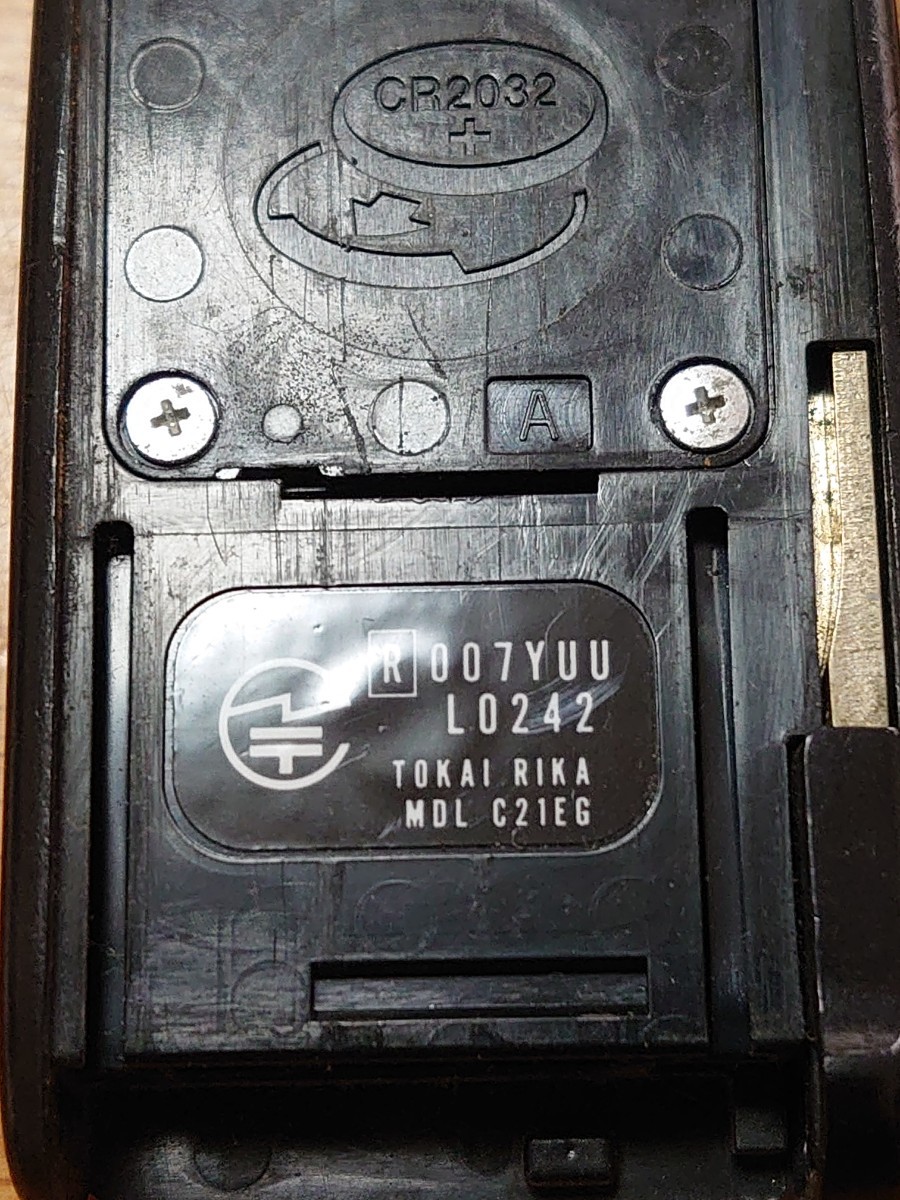 C-325 ダイハツ 純正スマートキー　007YUUL0242　A刻印　黒色シール　2ボタン　タント・ムーブ・ミラココア・コンテ185SL/350S/L375S/L275_画像6