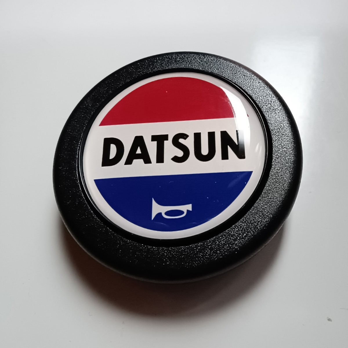 DATSUN　ホーンボタン　NISSAN_画像1