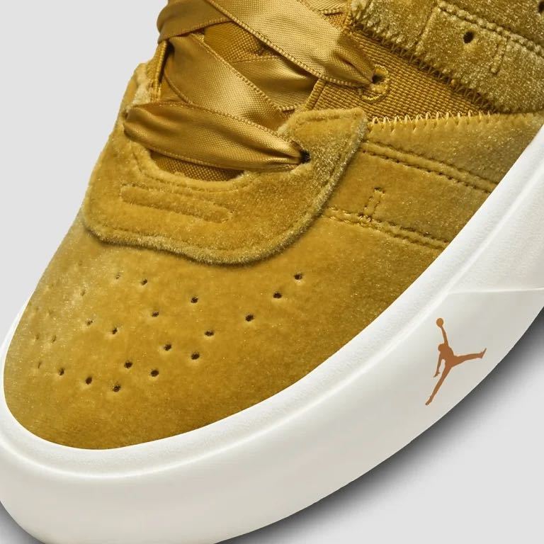 NIKE WMNS JORDAN SERIES .05 SE Low Gold Velvetナイキ ウィメンズ エアジョーダンシリーズ.05 SE ロー ゴールド ベルベッド WMNS 24.5cm_画像5