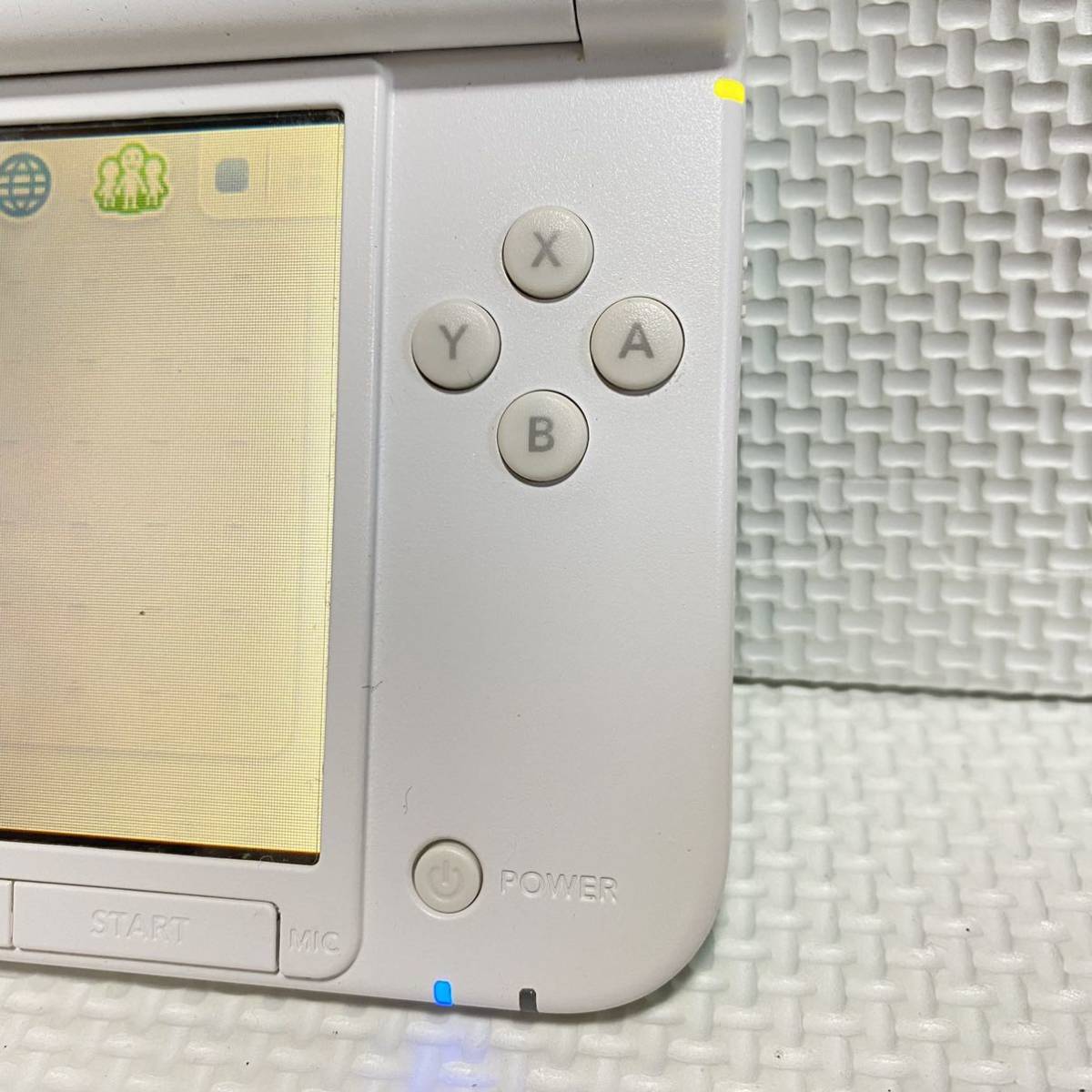 1円☆ ニンテンドー3DS LL ミント× ホワイト Nintendo 任天堂 充電器 ACアダプタ タッチペン SPR-001(JPN) ゲーム機 本体 DS 3DSLL _画像9