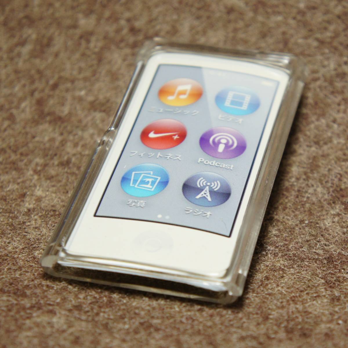 iPod nano 第7世代専用　クリアケース　ハードケース　ポリカーボネイト製　パッケージなし　防護盾等に使用されている割れない丈夫な素材_画像1