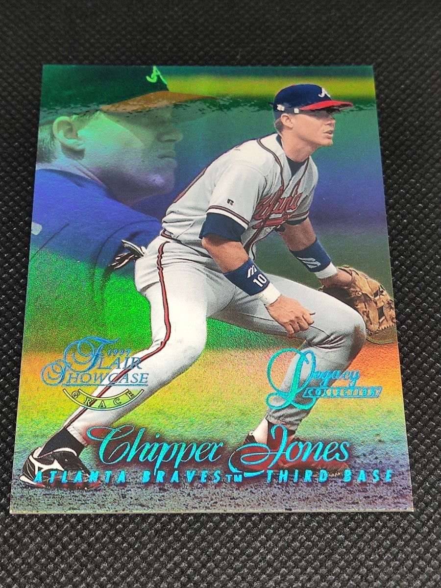 1997 FLEER FLAIR SHOWCASE ROW1 Legacy COLLECTION 017 of 100 CHIPPER JONES チッパー・ジョーンズ 100枚 レア美品_画像1