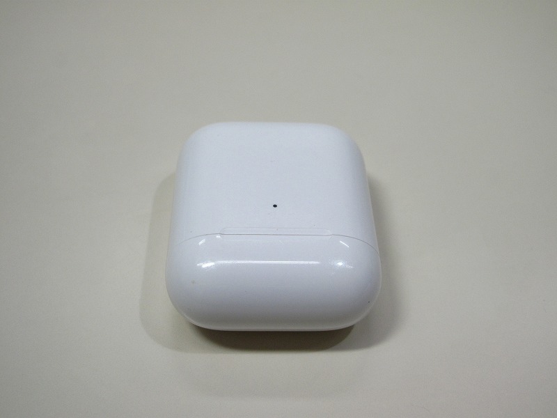 Apple純正 アップル Air Pods エアーポッズ ワイヤレスイヤホン A1938 充電ケースのみの出品です Wireless Charging Case_画像7
