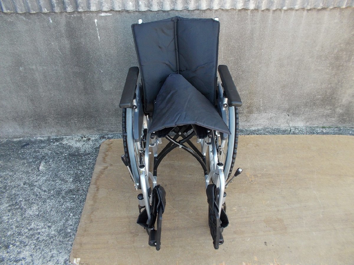 TS-23-1213-09 【日進医療器】自走用 室内用車椅子 座王 NA-506W 6輪車_画像9