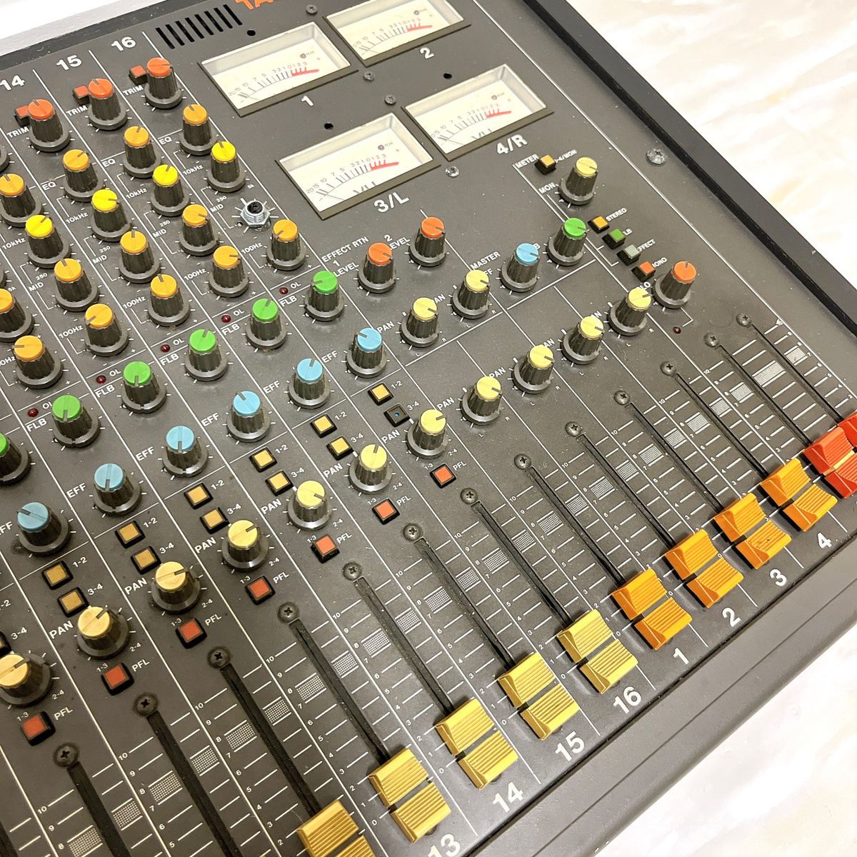  Junk TASCAM Tascam M-216 mixer electrification verification settled 