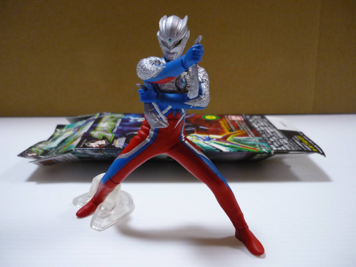 [管01]【送料無料】フィギュア ウルトラマンゼロ 3体セット_画像4