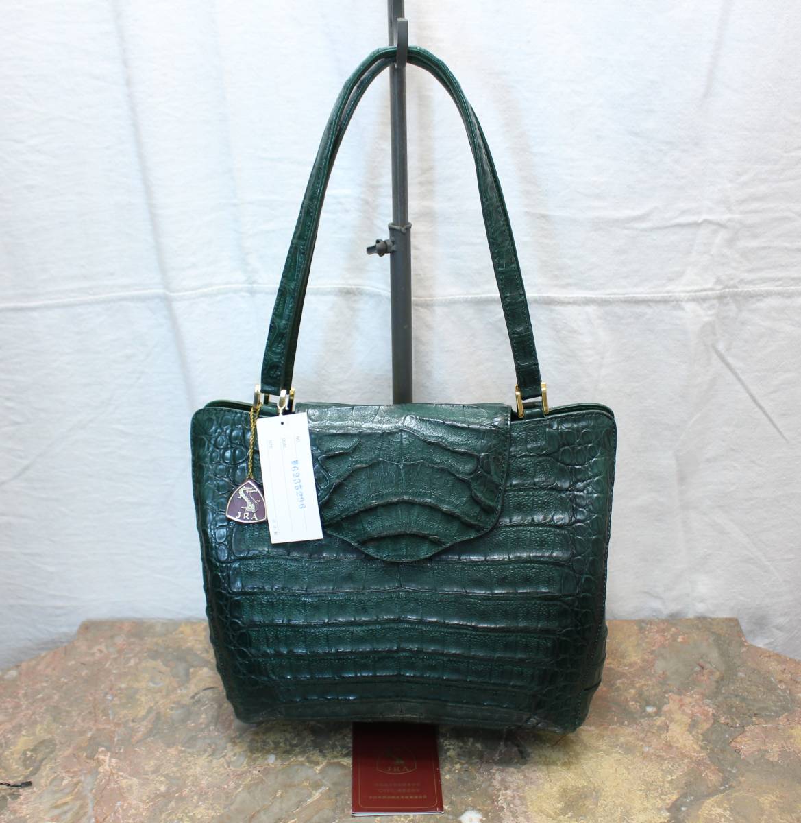 新品タグ付きJRA MARC CROCODILE LEATHER TOTE BAG/JRAマーククロコダイルレザートートバッグ_画像1