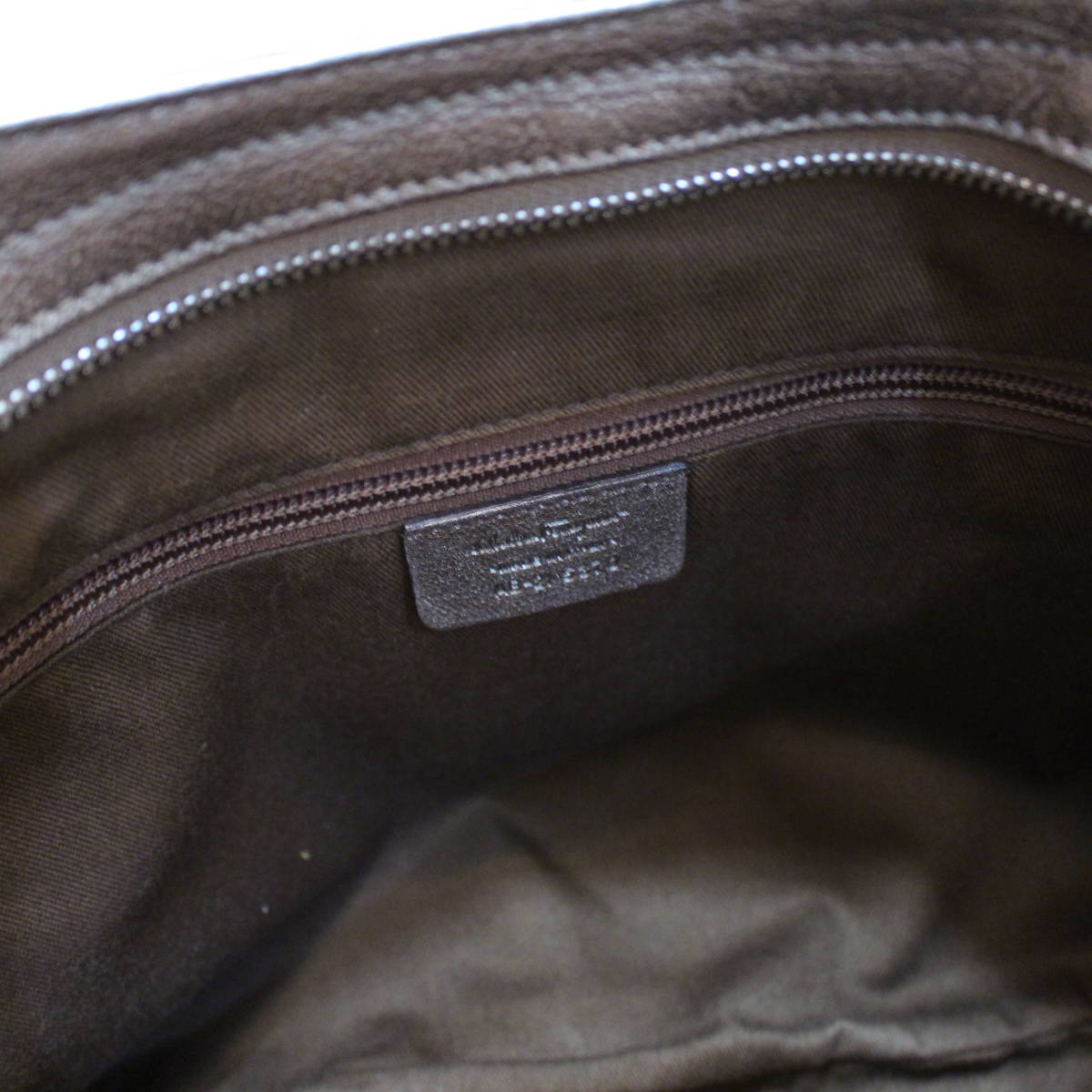 Salvatore Ferrgamo GANCHINI LEATHER HAND BAG MADE IN ITALY/サルヴァトーレフェラガモガンチーニレザーハンドバッグ