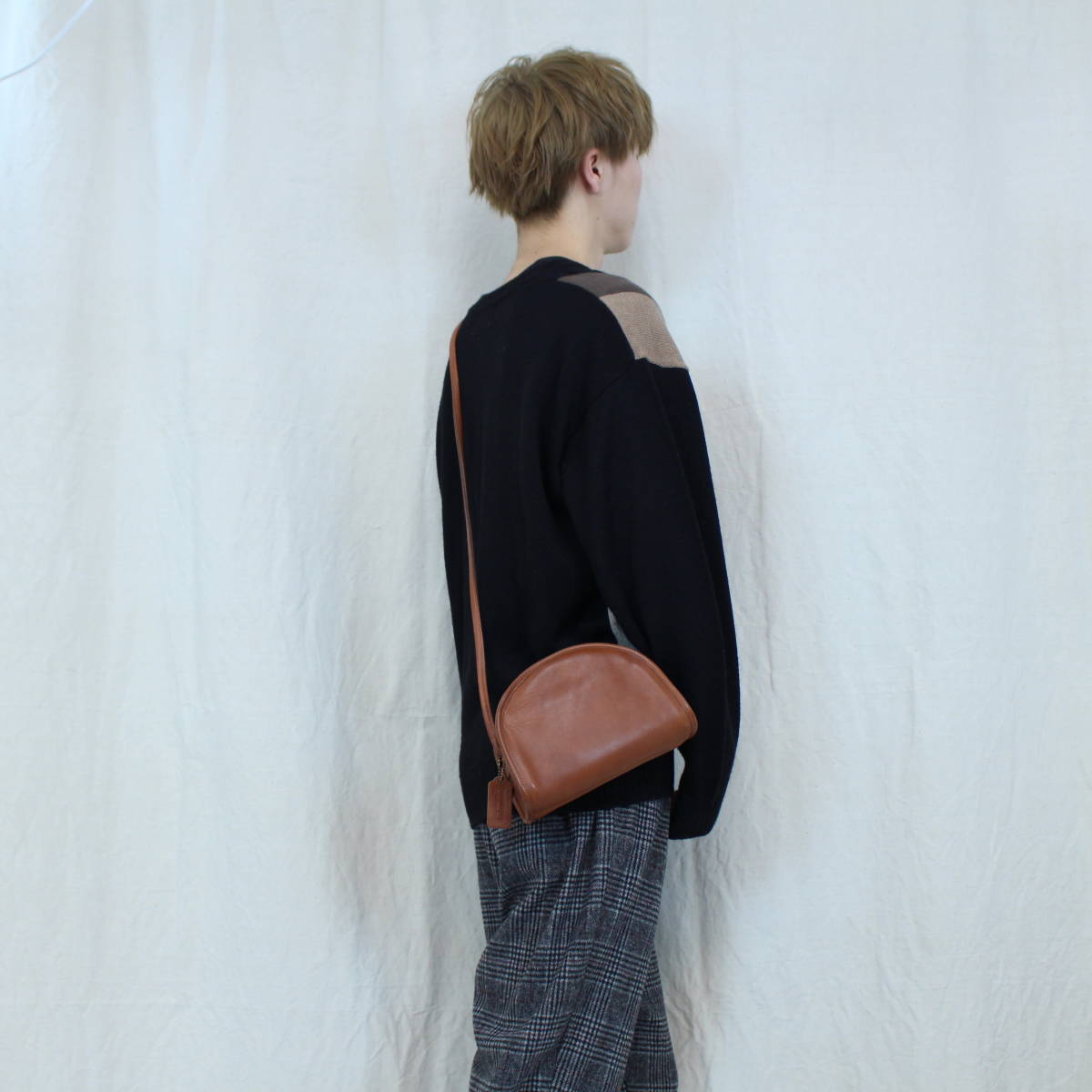 OLD COACH LEATHER HALF MOON TYPE SHOULDER BAG MADE IN USA/オールドコーチ半月型レザーショルダーバッグ