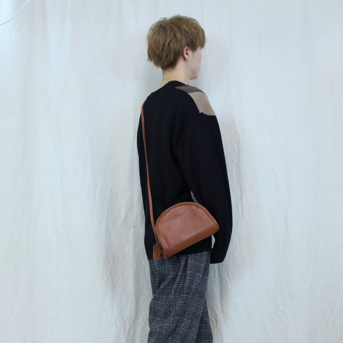 OLD COACH LEATHER HALF MOON TYPE SHOULDER BAG MADE IN  USA/オールドコーチ半月型レザーショルダーバッグ