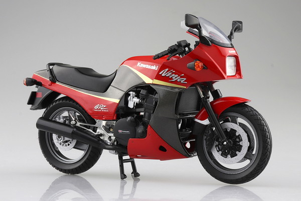 スカイネット 1/12 完成品バイク KAWASAKI GPz900R 赤/灰　送料無料_画像1