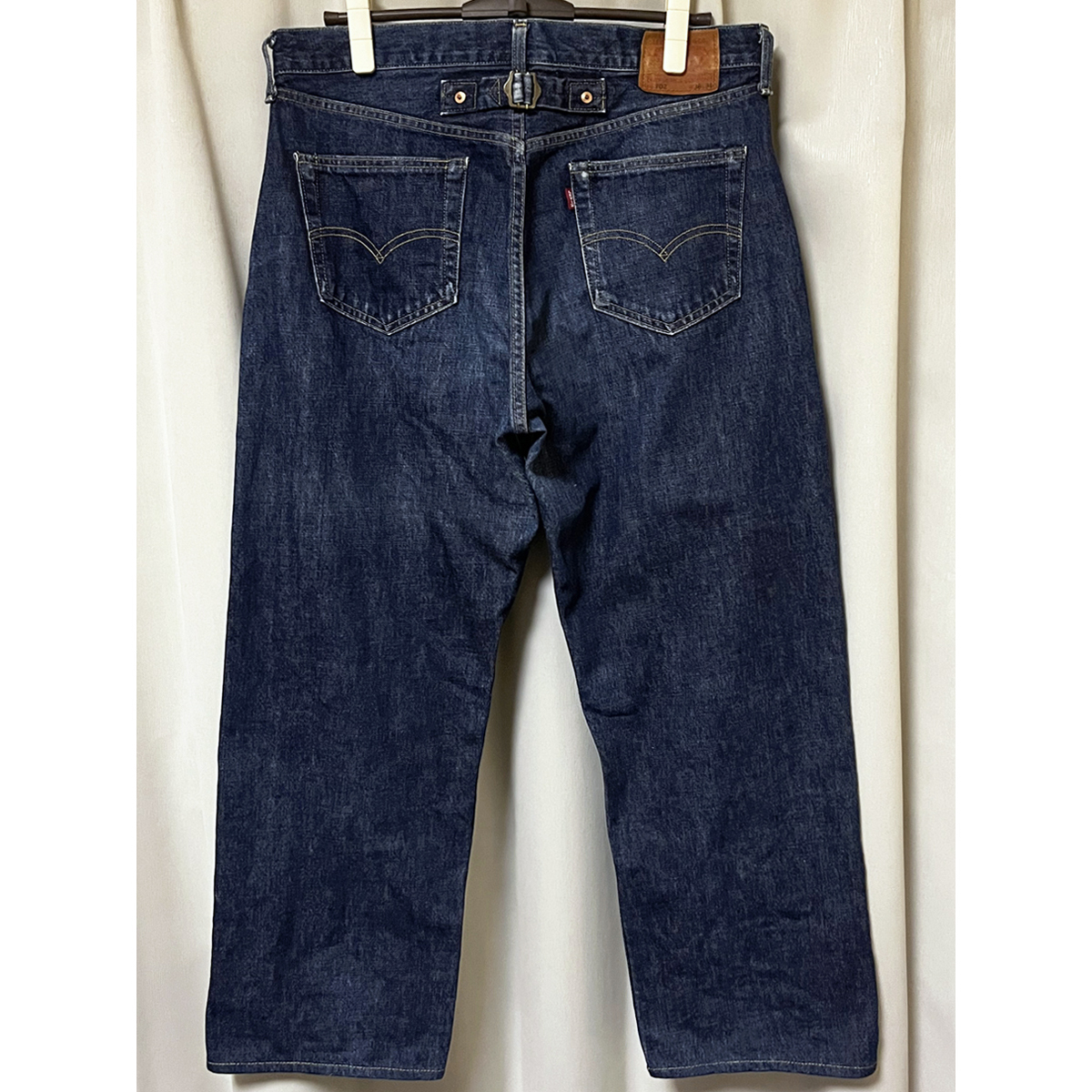 W36 90s 日本製 LEVIS リーバイス 702XX バックルバック ビッグE デニムパンツ L34 ジーンズ J22 ビンテージ復刻 501XX 革パッチ 94年製LVC_画像3