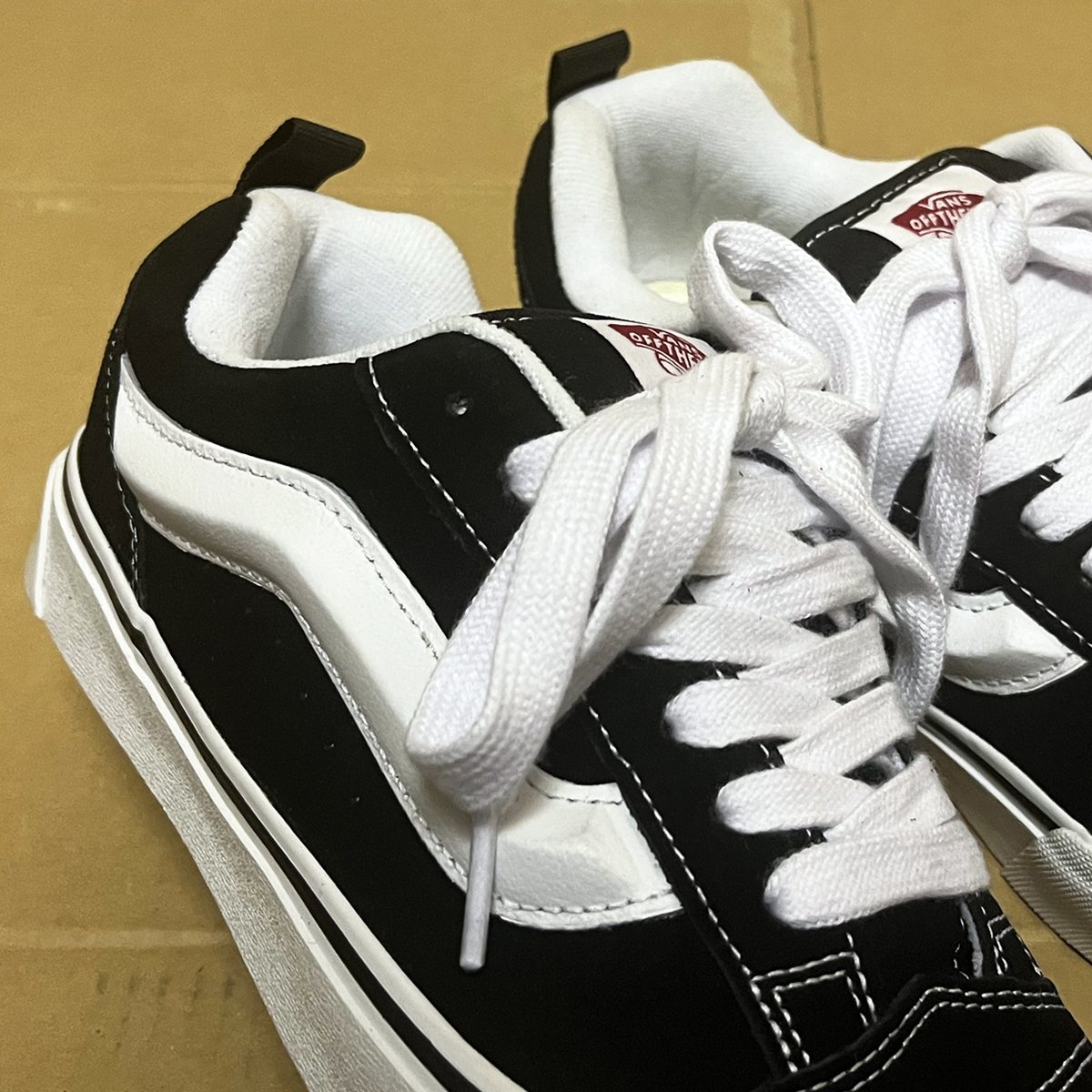 US10 新品VANS バンズ KNU SKOOL ニュースクール スウェードレザー ブラック ホワイト 黒白オールドスクール ジャズ 28cm スケートシューズ_画像4