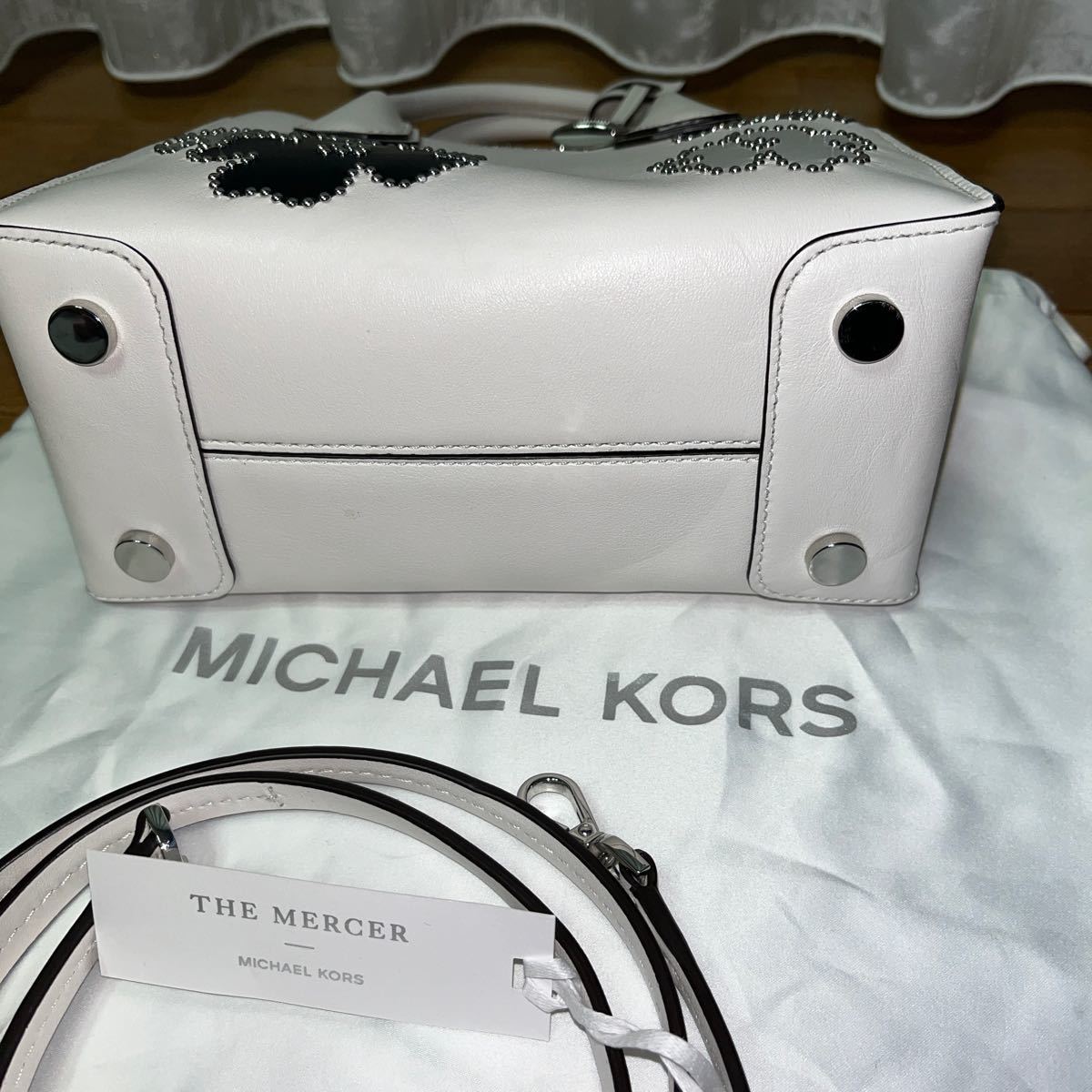 MICHAEL KORS マイケル コース ハンドバッグ ショルダーバッグ レザー 白　ほぼ使用しません。　送料込み_画像6