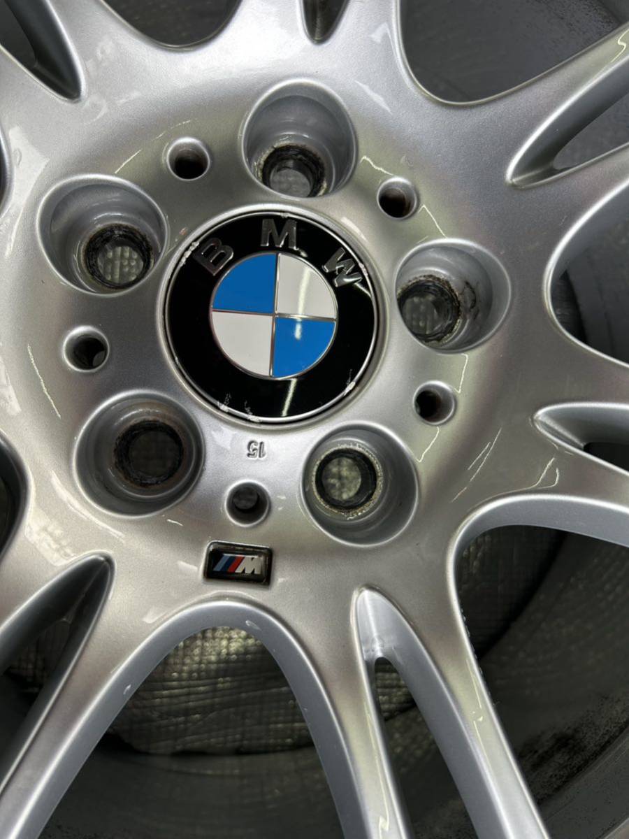 美品　BMW F10 F11 5シリーズ Mスポーツ 純正ホイール 18インチ 8J＋30 9J＋44 PCD120 5穴 ハブ径約72.5ミリ スタッドレス用などに_画像6