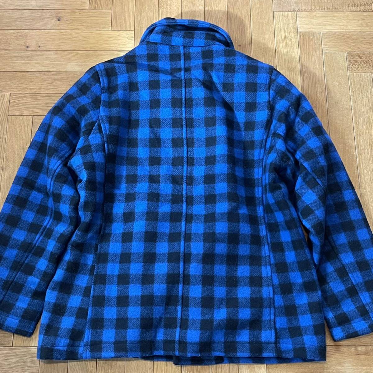 US製 JOHNSON WOOLEN MILLS ウールジャケット サイズ表記L ブルー ブロックチェック アメリカ製 中古品 バッファローチェック USA _画像2