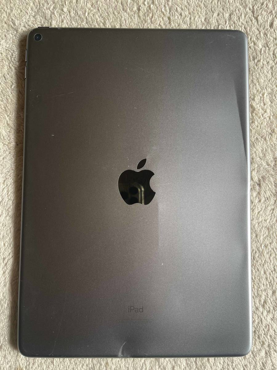 iPad Air第3世代 wifi A2152 ６４ＧＢ １０.５インチ バッテリー８６％