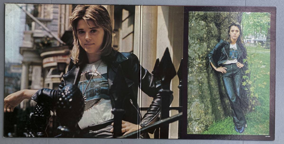 LP 中古レコード ★ スージー・クアトロ Suzi Quatro/Quatro  ERS-80349 見開きジャケット、歌詞カード、ブックレット付き、アナログの画像3