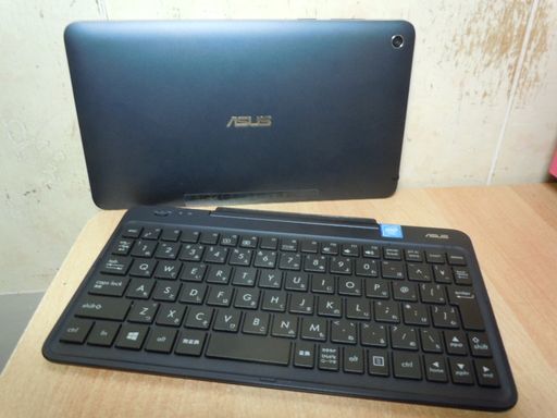 ★年末年始大特価★95044 8(1280x800) 2in1タブ ASUS TransBook T90CHI-3775 64GB/2GB/キーボード/webカメラ/Win10_画像2