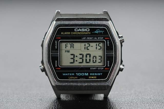古い腕時計 CASIO ALARM CHRONOGRAPH WATER 100M 248 W-750 検索用語→Aレター50g10内カシオデジタルオールドカジキ昭和レトロダイバー_画像1