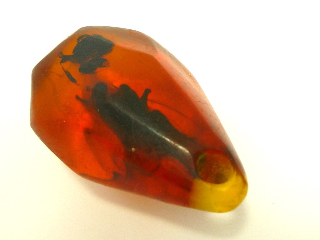 琥珀 天然琥珀 こはく ペンダントトップ チャーム 大粒 amber アンバー 16g 針葉樹 生物起源宝石 活性 繁栄 長寿 美品 プラスのエネルギー_画像7