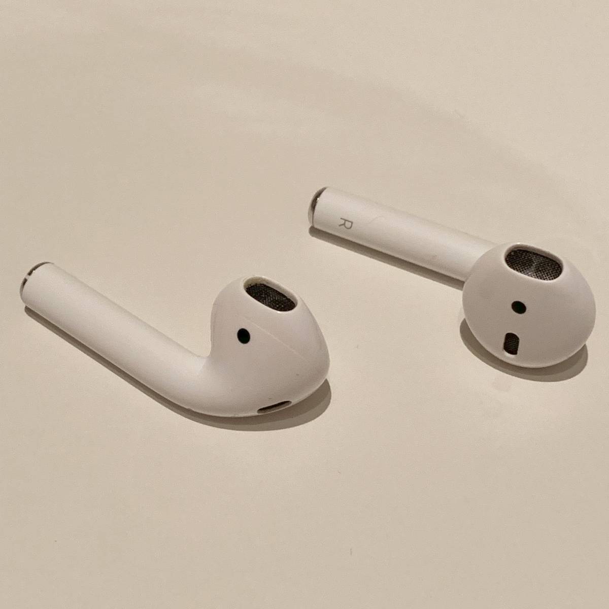  原文:【美品中古】純正 Apple AirPods アップル エアポッズ ワイヤレスイヤホン Bluetooth対応