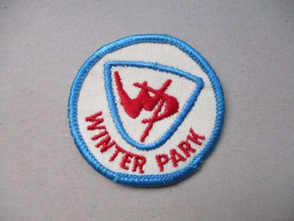 80s WINTER PARKスキー場 ワッペン/リゾートCOLORADOビンテージpatchスキーヤーvintageスキーUSAパッチUSアメリカSKIコロラド V198_画像1
