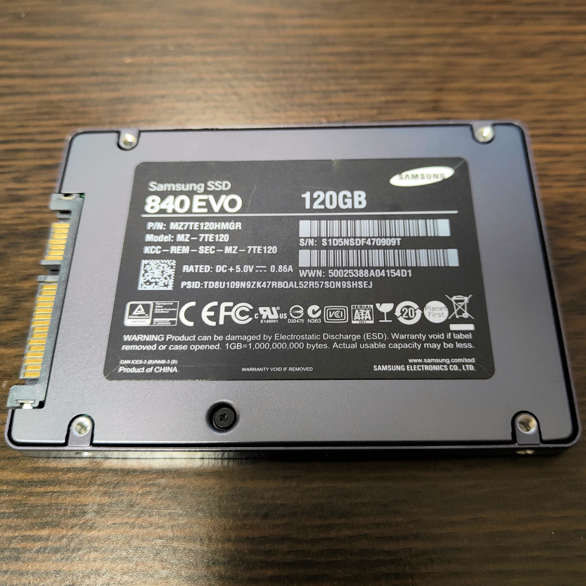 SAMSUNG SSD 840 EVO MZ7TE120HMGR SATA 2.5インチSSD 120GB_画像3