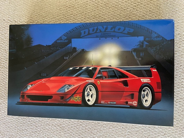 タミヤ 1/24フェラーリ F40　　ＬＭ　エッチングパーツ付　　未組立_画像1