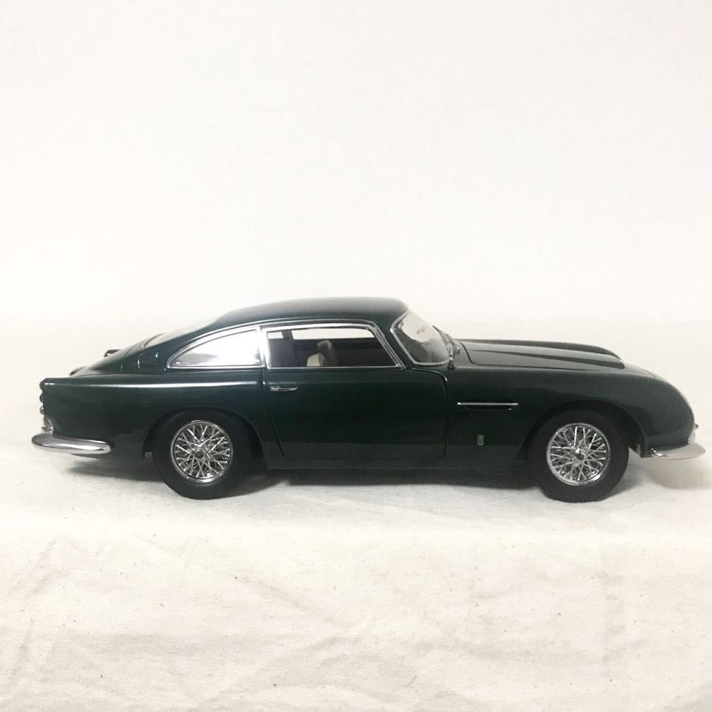 k17/60★1円〜 本体のみ Auto art オートアート 1/18 Aston Martin アストンマーチン DB5 ミレニアム ブリティッシュ グリーン系_画像3