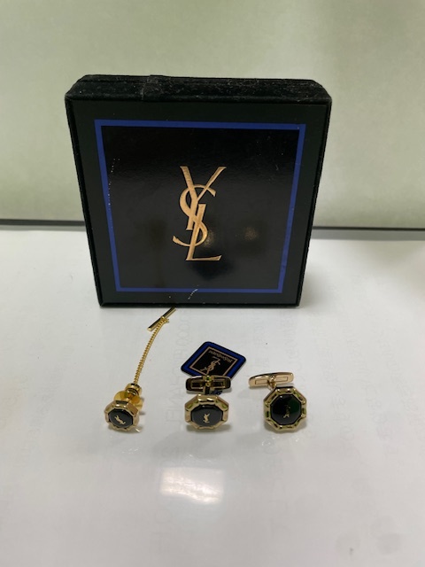 【5145】イブサンローラン　YSL　カフス・タイタックセット　箱付き　メンズアクセサリー_画像1