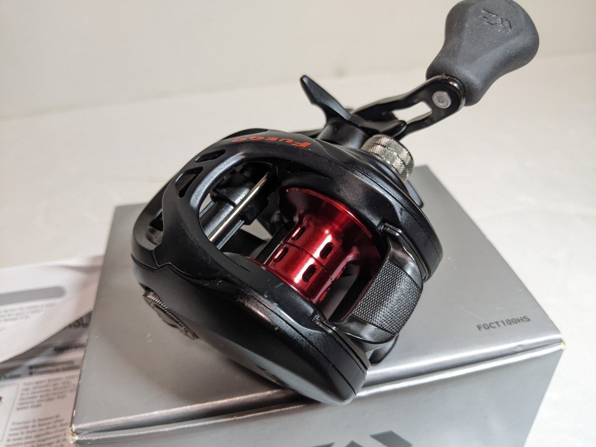美品 ダイワ / フエゴ CT100HS ベイトリール ビッグベイト用 美品 ダイワ / フエゴ CT100HS ベイトリール ビッグベイト用