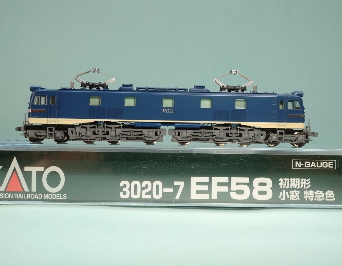 KATO EF58 初期形小窓 特急色「あさかぜ、はやぶさ、さくら、はくつる」ヘッドマーク付き　カトー3020-7 Nゲージ_画像2