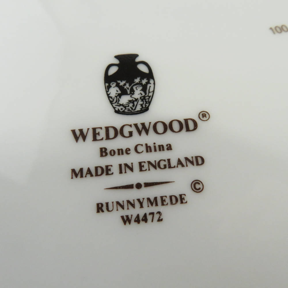 美品 WEDGWOOD ウェッジウッド RUUNYMEDE ラニーミード コバルト 大皿 27cmプレート ディナー 花柄 フラワー SU4868U_画像2