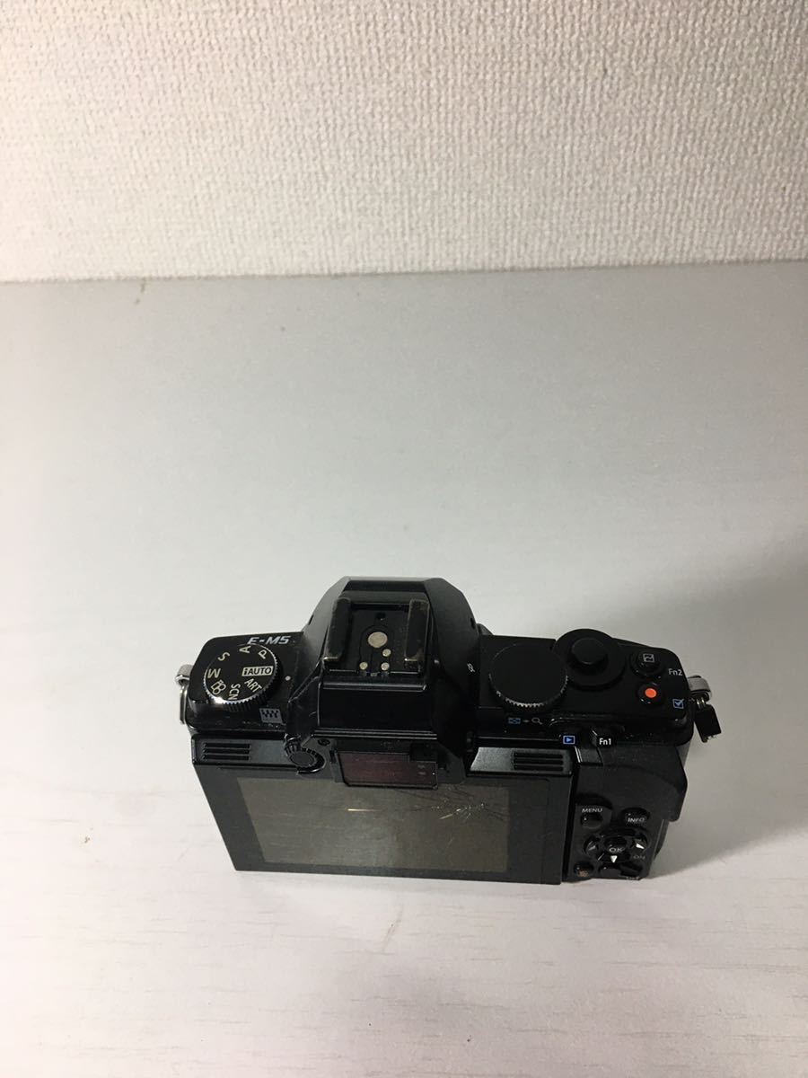 【ジャンク品】OLYMPUS オリンパス OM-D E-M5 ブラック ボディ_画像5