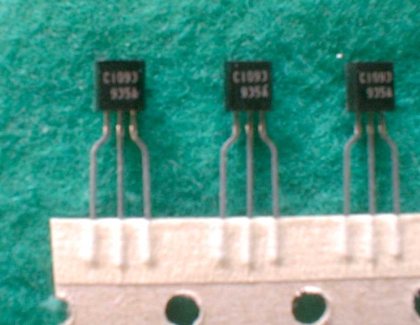 高精度可変シャント式安定化電源回路uPC1093J 10本1組ＬＥＤドライバーなどの定電流回路が簡単に作れる集積回路です送料６３円_画像2