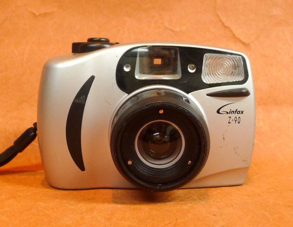 l028 ジャンク コンパクトフィルムカメラ 4点まとめセット Canon MINOLTA Gintax argus /60の画像3