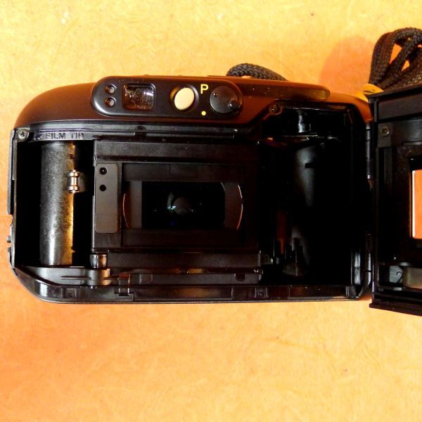 l332 MINOLTA Capios25 コンパクトフィルムカメラ サイズ:幅約12cm 高さ約6.5cm 奥行約4.5cm/60_画像7
