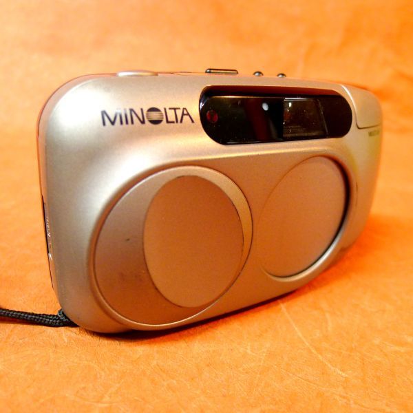 l332 MINOLTA Capios25 コンパクトフィルムカメラ サイズ:幅約12cm 高さ約6.5cm 奥行約4.5cm/60_画像3