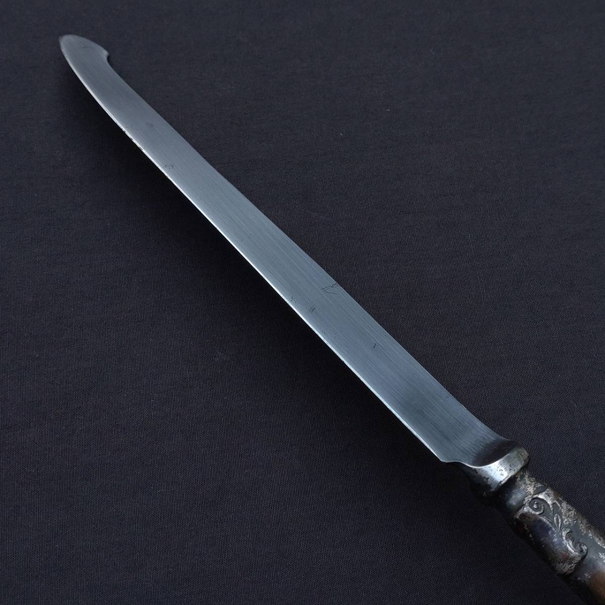  table knife steak knife cutlery J.K.STAINLESS blade length approximately 140. total length approximately 265. engraving pattern European style [4603]