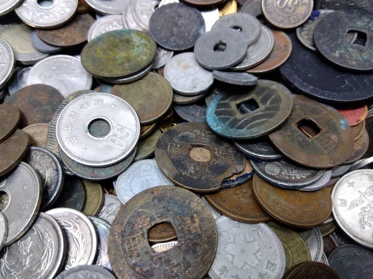 【約17㎏】日本　古銭　硬貨　小判　　アンティークコイン　その他　いろいろ　大量まとめ　1円スタート_画像5