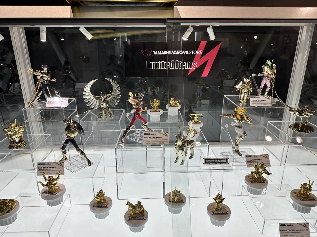 TAMASHII NATIONS TOKYO 聖闘士聖衣神話EX 聖闘士星矢 ペガサス 新生青銅聖衣 キグナス氷河 アンドロメダ瞬 フェニックス一輝 ドラゴン紫龍_画像3