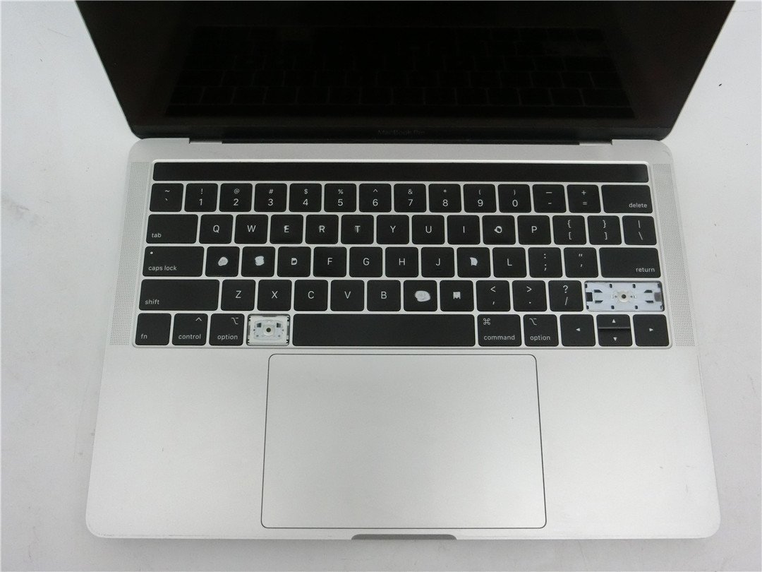 中古 MacBookPRO A1706 英語キーボード   通電しません 詳細不明 ノートPCパソコン ジャンク品 送料無料の画像2